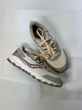 Saucony Kids Peregrine Sneakers! Like new- size 3M👟